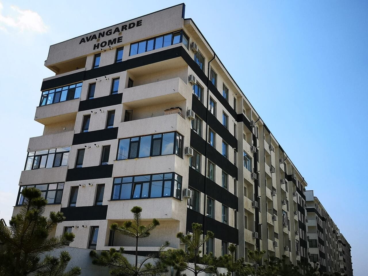 Garsonieră Avangarde Home 1