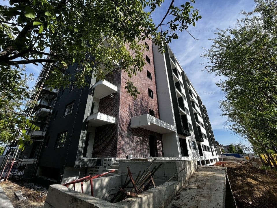 2 Camere Empire Residence Tornadei