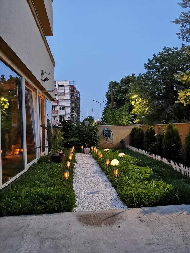 3 Camere Aristos Residence