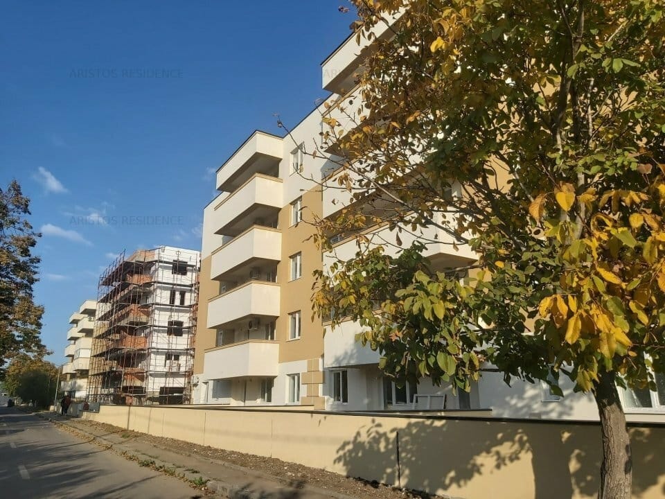 3 Camere Aristos Residence