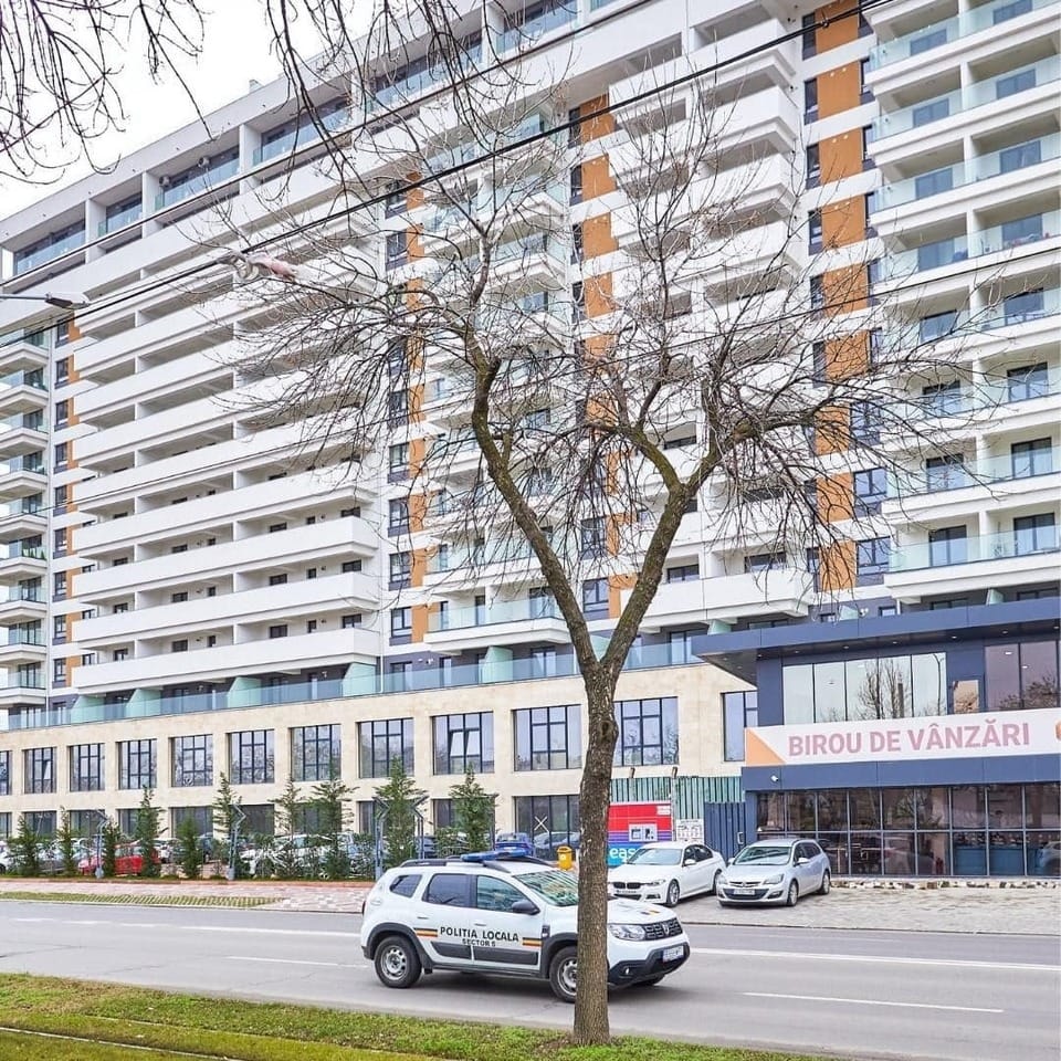 Central Address Residence